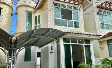 Villa zum Kauf mit 3 Zimmer in Mueang Phuket, Phuket