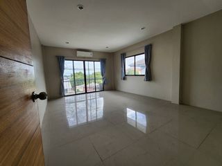 出售 4 卧室 商业空间 在 Bang Lamung, Chon Buri