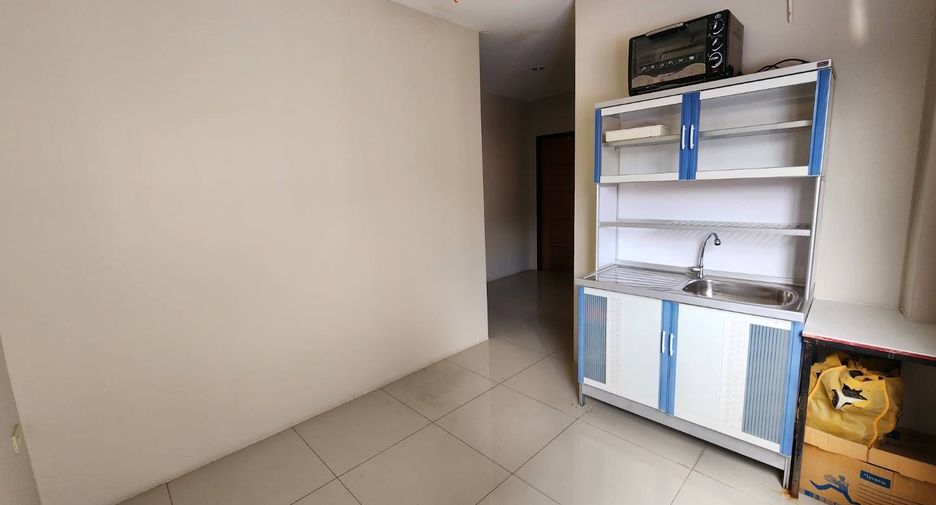 For sale 4 bedrooms retail Space in Bang Lamung, Chonburi