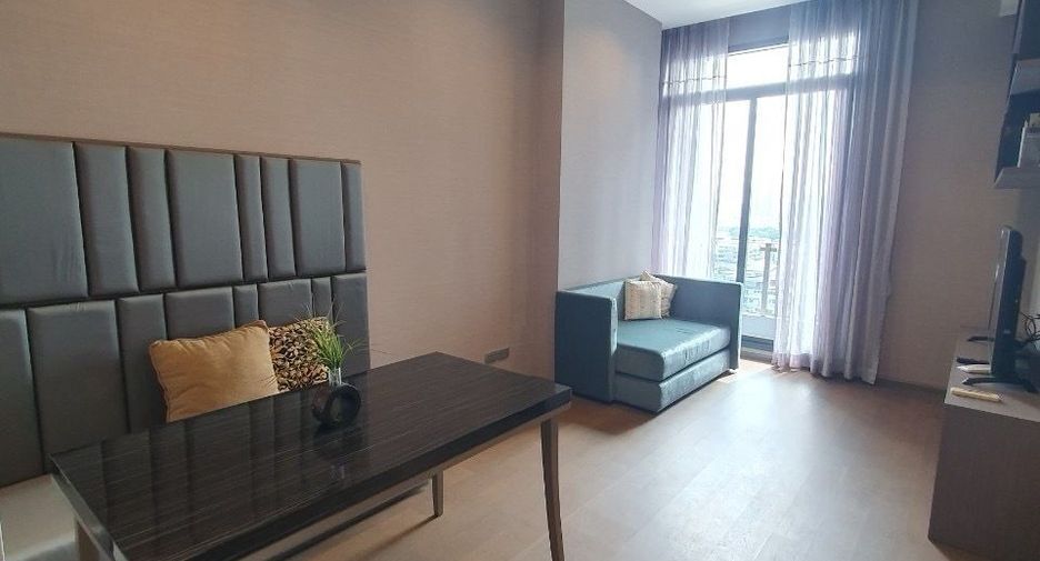 For rent 2 bedrooms condo in Sathon, Bangkok
