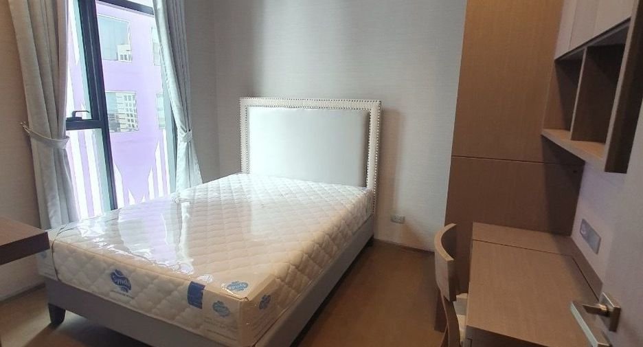 For rent 2 bedrooms condo in Sathon, Bangkok