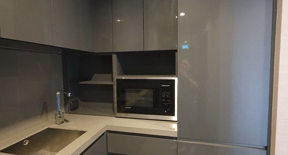For rent 2 bedrooms condo in Sathon, Bangkok