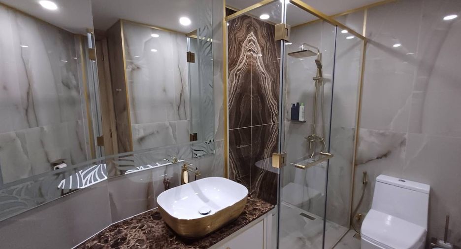 For sale 1 bed condo in Bang Lamung, Chonburi
