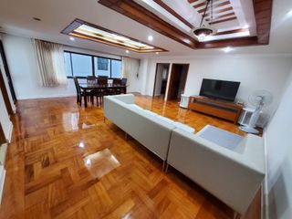 For rent 2 bedrooms apartment in Watthana, Bangkok