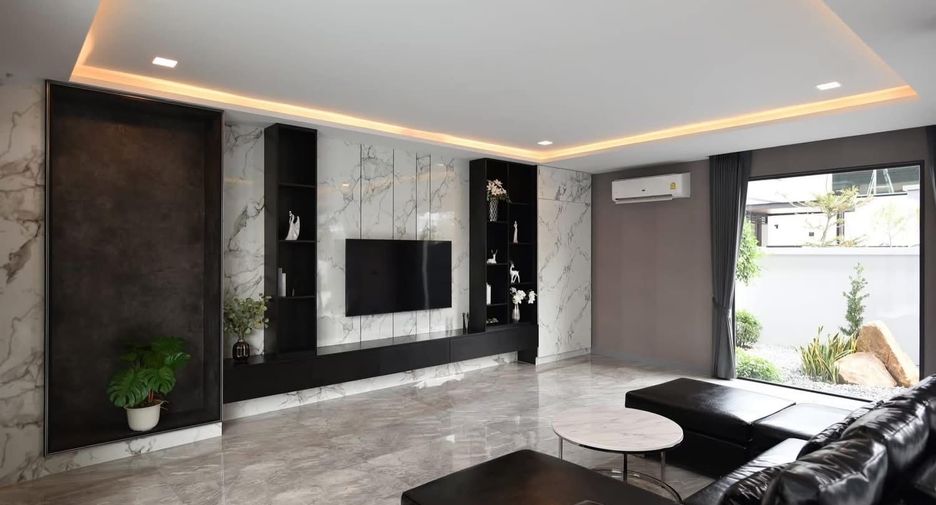 For rent 6 bedrooms villa in Bang Lamung, Chonburi