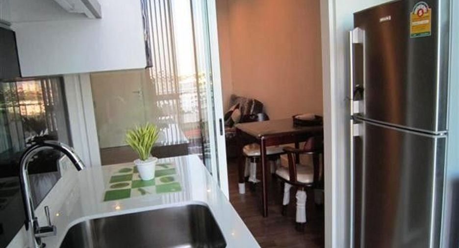 À louer 1 chambre condo à Phra Khanong, Bangkok