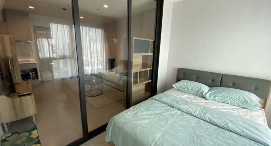 À vendre 1 chambre condo à Phra Khanong, Bangkok