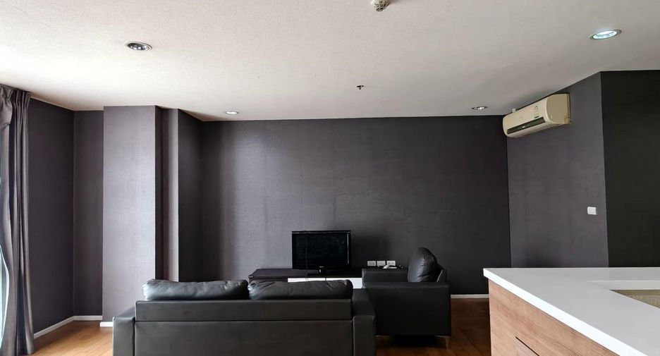For sale and for rent 2 bedrooms condo in Watthana, Bangkok