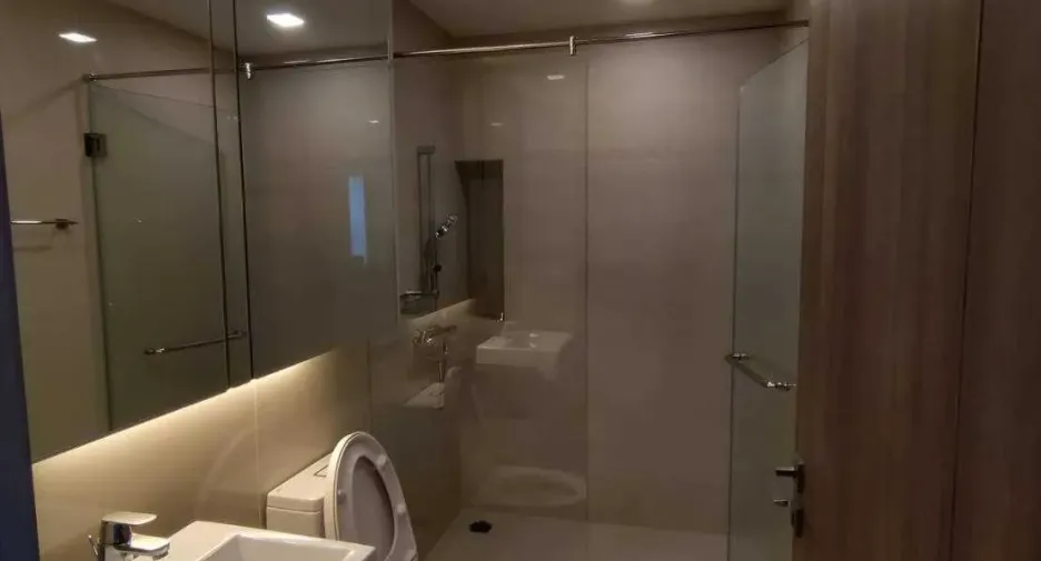For rent 2 bedrooms apartment in Si Racha, Chonburi