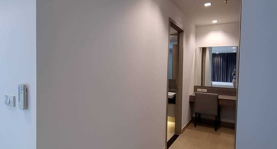 For rent 2 bedrooms apartment in Si Racha, Chonburi