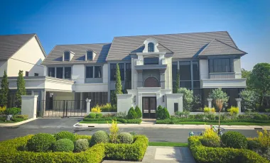 Haus zum Kauf und zur Miete mit 5 Zimmer in Bang Khen, Bangkok