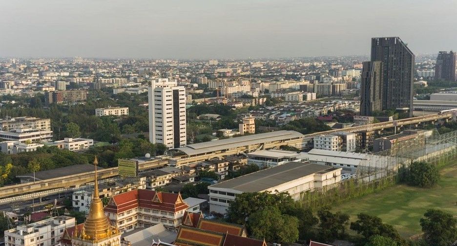 For rent スタジオ condo in Bang Na, Bangkok