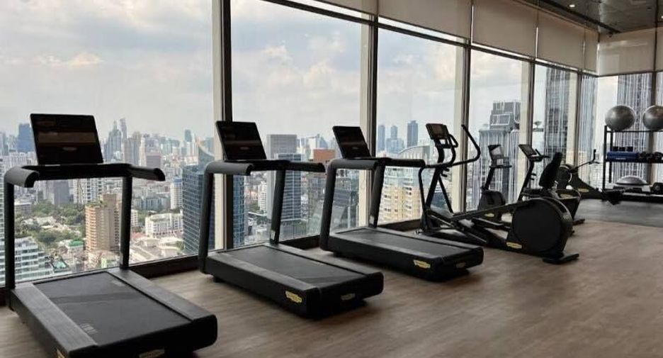 For rent 1 bed condo in Watthana, Bangkok