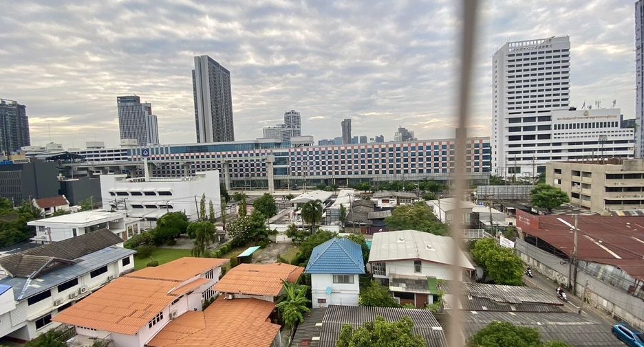 For sale 2 bedrooms apartment in Chatuchak, Bangkok