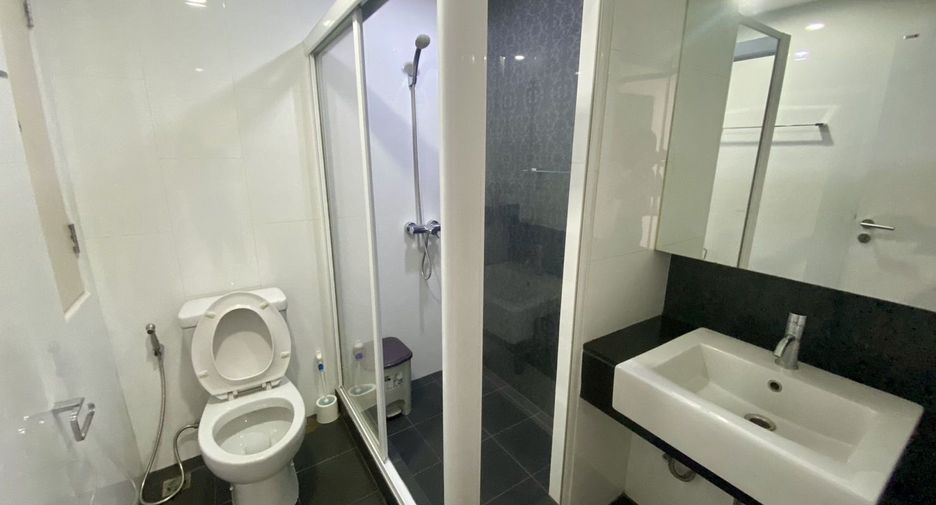 For sale 2 bedrooms apartment in Chatuchak, Bangkok