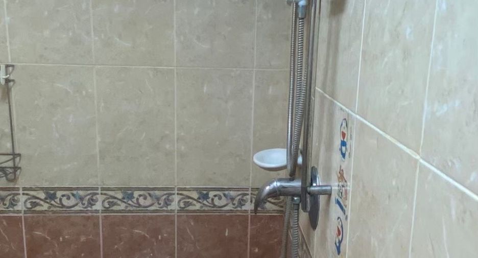 Haus zur Miete mit 4 Zimmer in Bang Khae, Bangkok