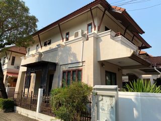 For rent 4 ベッドルーム house in Bang Khae, Bangkok