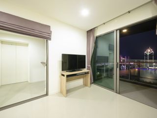 Condo en venta de 2 habitaciones en Yan Nawa, Bangkok