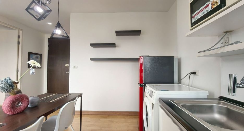 For sale 1 bed condo in Thon Buri, Bangkok