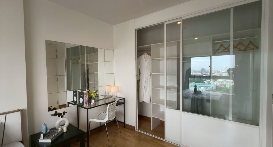 For sale 1 bed condo in Thon Buri, Bangkok