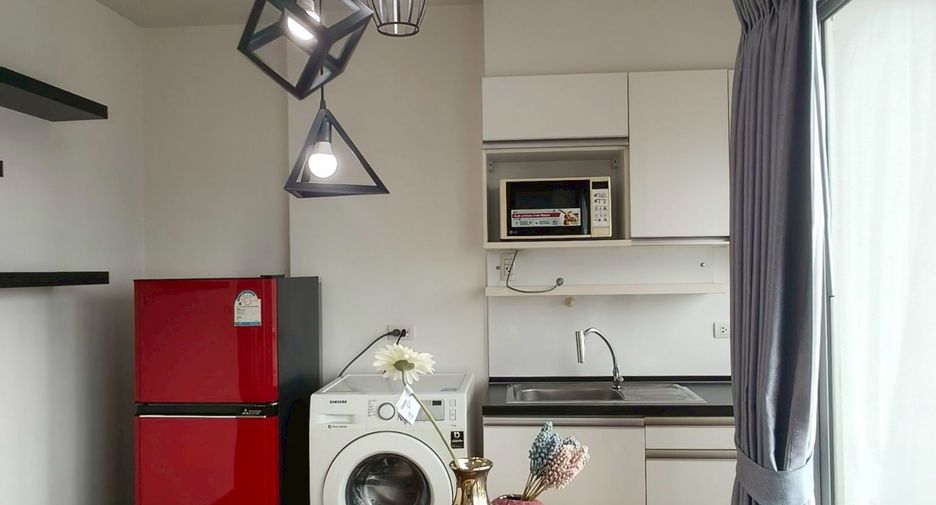 For sale 1 bed condo in Thon Buri, Bangkok