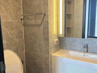 For rent studio condo in Phaya Thai, Bangkok