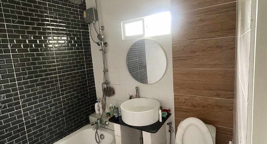 For sale 3 ベッドルーム house in Bang Lamung, Chonburi
