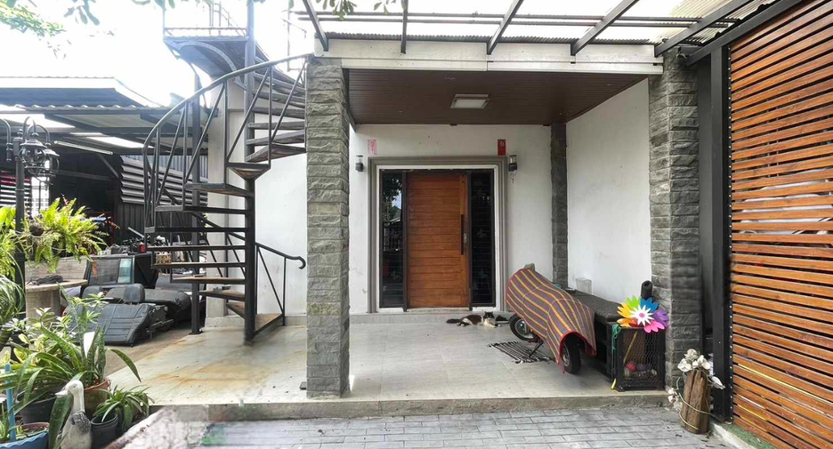 For sale 3 ベッドルーム house in Bang Lamung, Chonburi