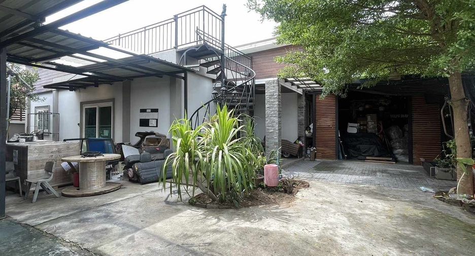 For sale 3 ベッドルーム house in Bang Lamung, Chonburi
