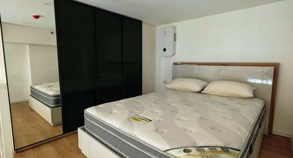 Wohnung zur Miete mit 1 Zimmer in Huai Khwang, Bangkok