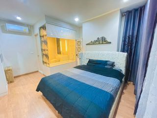 For rent 2 bedrooms condo in Phra Khanong, Bangkok