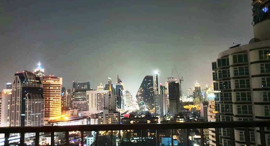 For rent 1 bed condo in Watthana, Bangkok