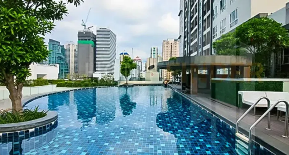 For rent 1 bed condo in Watthana, Bangkok