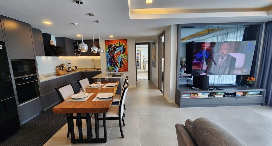 For sale 2 ベッドルーム condo in Bang Lamung, Chonburi