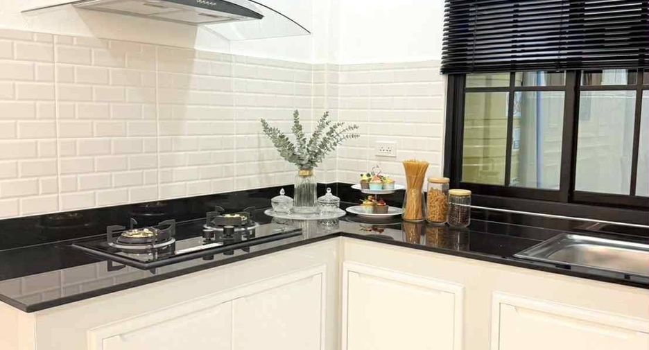 Продажа 3 спальни вилла в Банг Ламунг, Чонбури