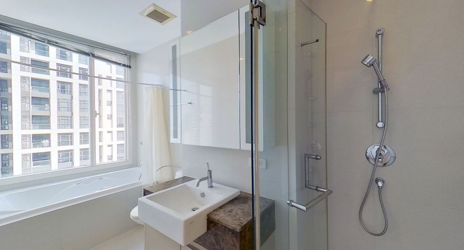 For sale and for rent 1 bed condo in Khlong Toei, Bangkok