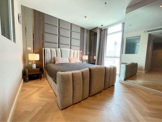 For rent 2 bedrooms condo in Pathum Wan, Bangkok