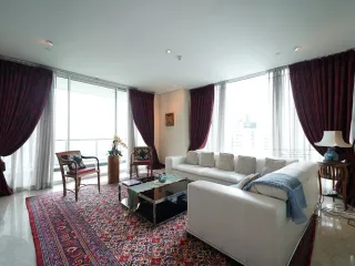 For sale 4 bedrooms condo in Pathum Wan, Bangkok