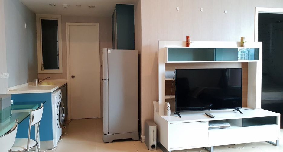 Condo en alquiler de 1 habitaciones en Pathum Wan, Bangkok