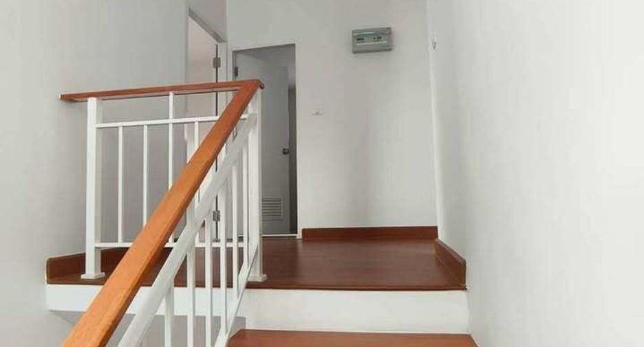 For sale 3 bedrooms house in Khlong Sam Wa, Bangkok