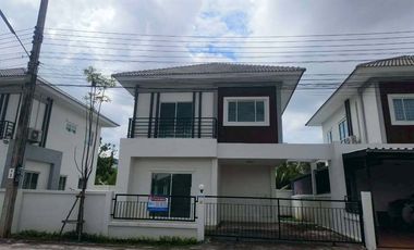For sale 3 bedrooms house in Khlong Sam Wa, Bangkok