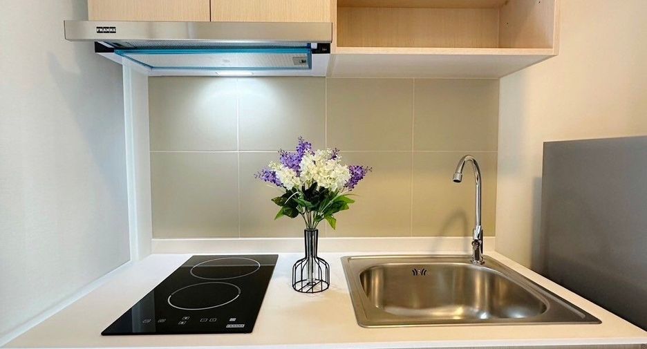 For rent 1 bed condo in Wang Thonglang, Bangkok
