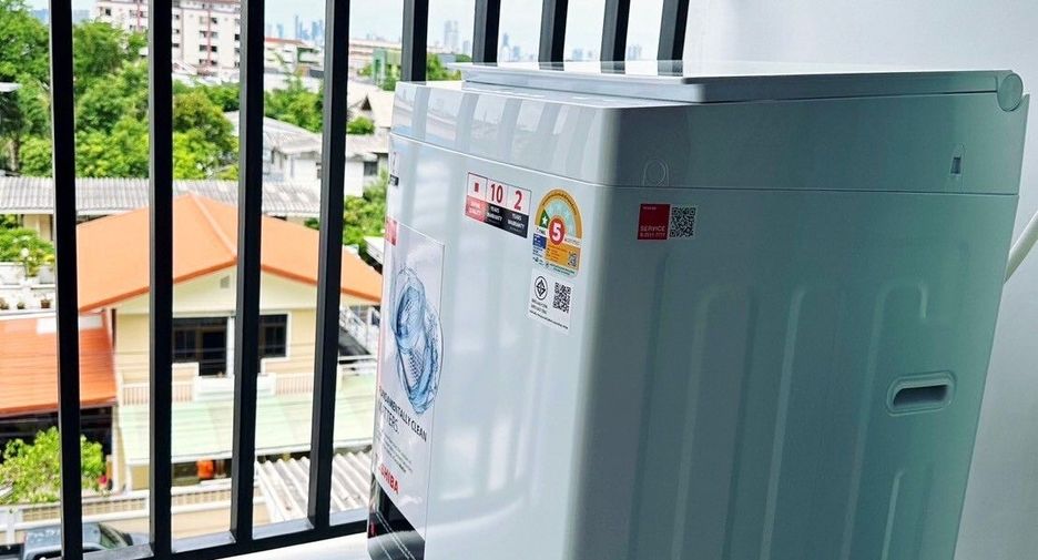 For rent 1 bed condo in Wang Thonglang, Bangkok