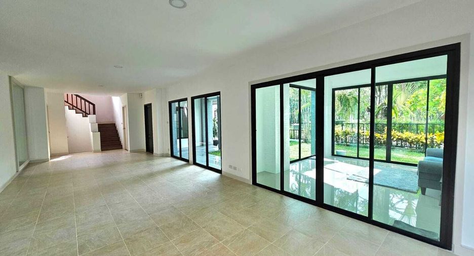 À vendre 4 chambres maison à Bang Khen, Bangkok