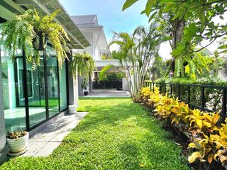 For sale 4 bedrooms house in Bang Khen, Bangkok