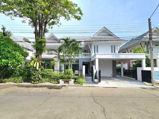 For sale 4 bedrooms house in Bang Khen, Bangkok