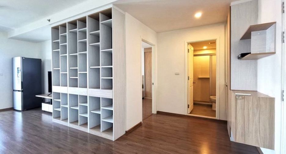 For sale 2 bedrooms condo in Yan Nawa, Bangkok