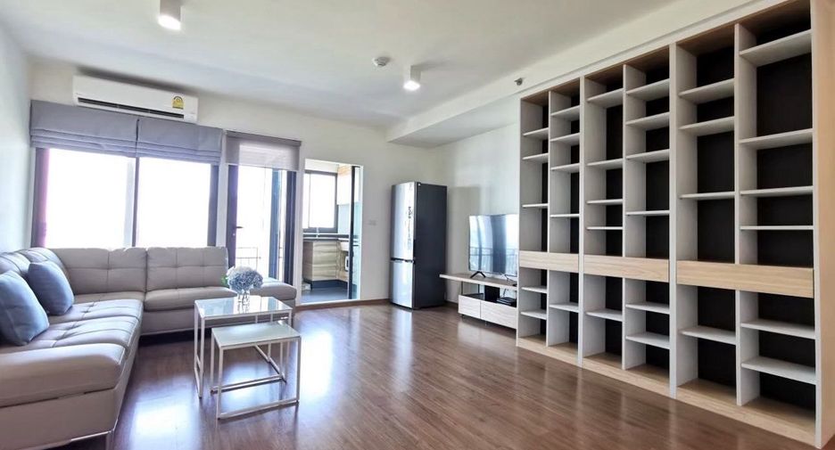 For sale 2 bedrooms condo in Yan Nawa, Bangkok