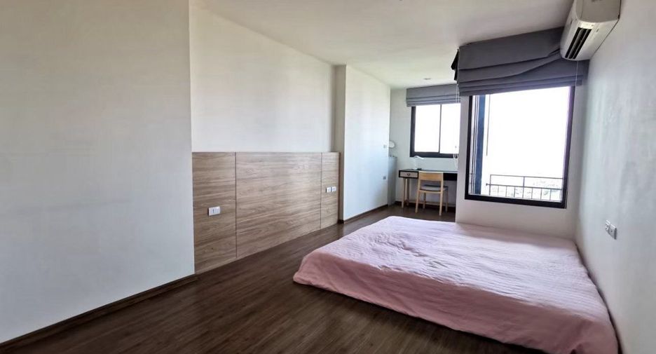 For sale 2 bedrooms condo in Yan Nawa, Bangkok