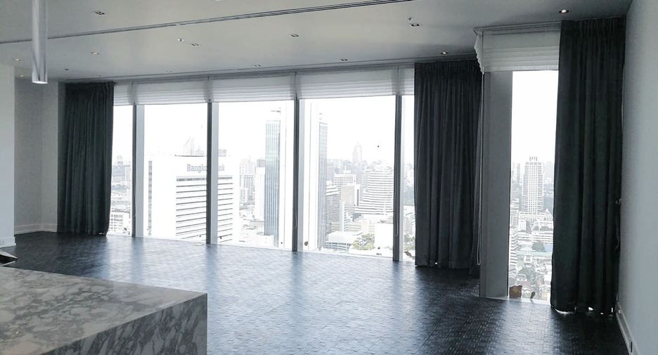 À vendre et à louer 3 chambres condo à Sathon, Bangkok